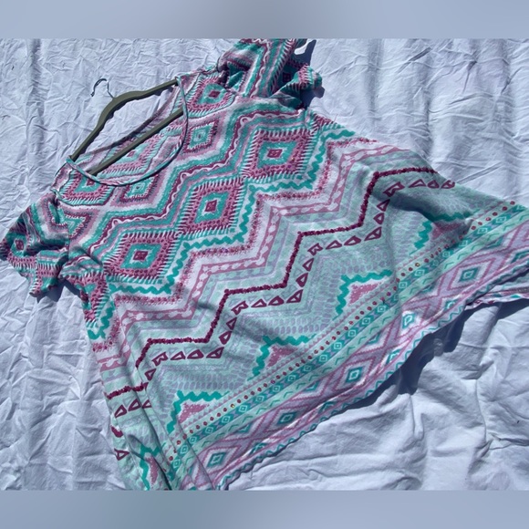 Very Gently Used Women’s Scoop Neck Top No Tags- Best Guess L/XXL, Ties on Sides - Picture 12 of 17